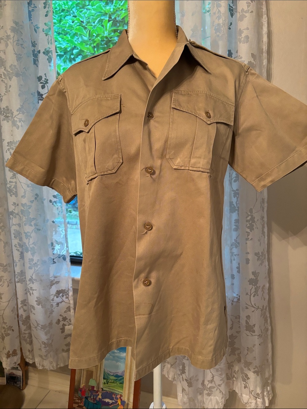 Men's Short Sleeve Button Front Shirt in Khaki